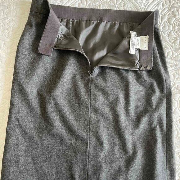 Dark grey classic pencil skirt made of fine wool ,made in Italy size 10 - Picture 4 of 8